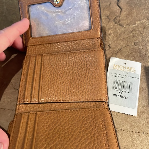 ☄️Michael Kors☄️ - Picture 10 of 13